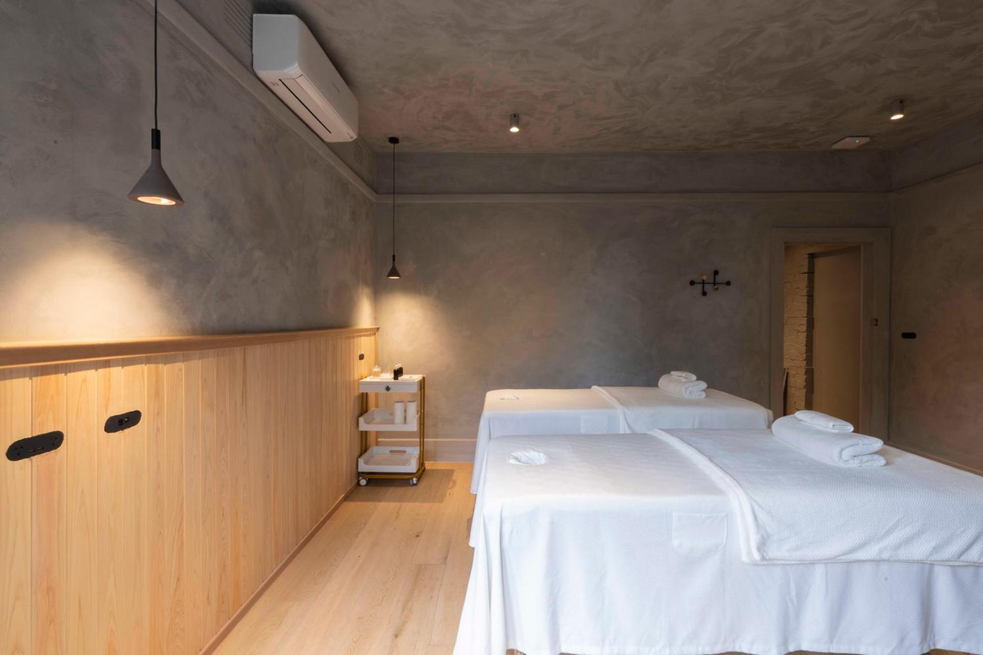 In The Brick Spa And Hotel Melbourne Luaran gambar